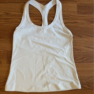 Lululemon Cool Racerback Tank Top Nulu Short Race Length size 2 white